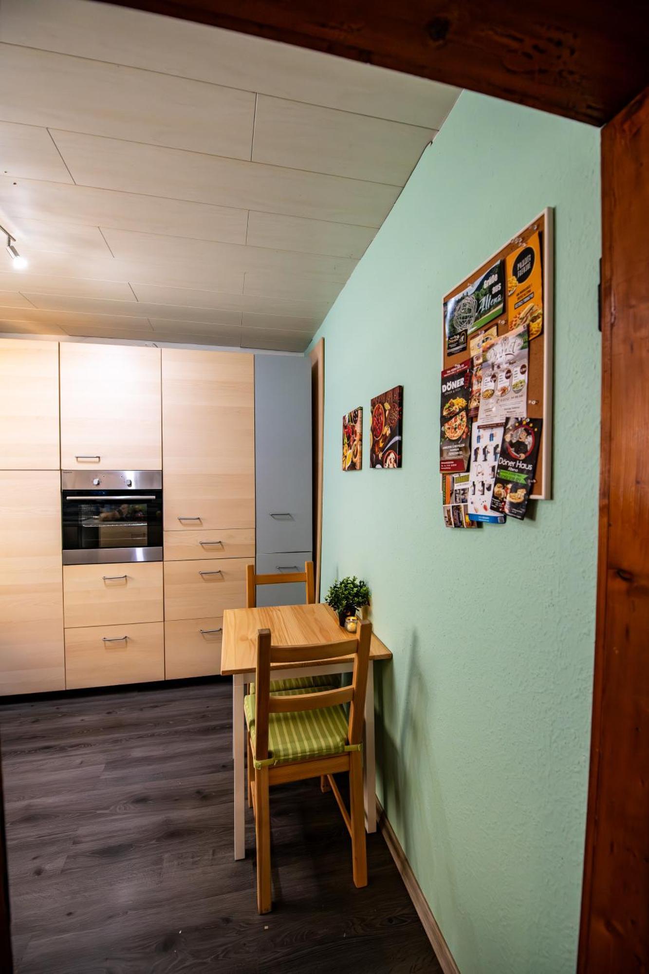 Schoene Ferienwohnung In Ruhiger Lage Алтена Екстериор снимка